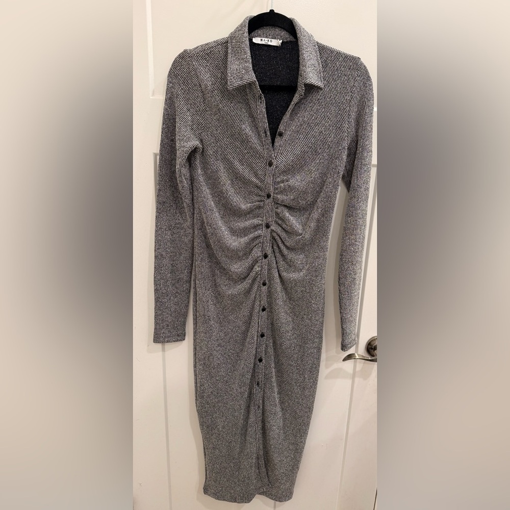 Chic Long-Sleeve Gray Dress
